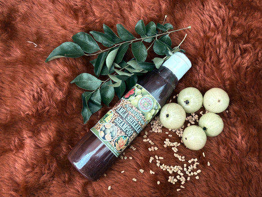 Amla Shikakai Shampoo (ஆம்லா சீயக்காய் சாம்பு)